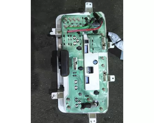 FORD A9513 GAUGE CLUSTER