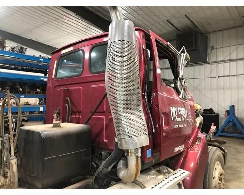 FORD A9522 AEROMAX 122 Cab Assembly