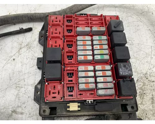 FORD AT9513 Aeromax 113 Fuse Box