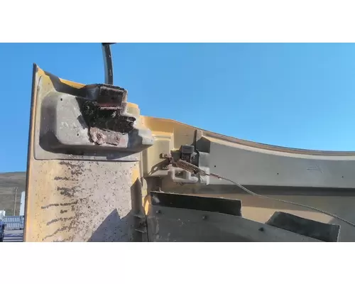 FORD B800 1995-1999 HOOD