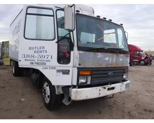 FORD CARGO Cab Clip