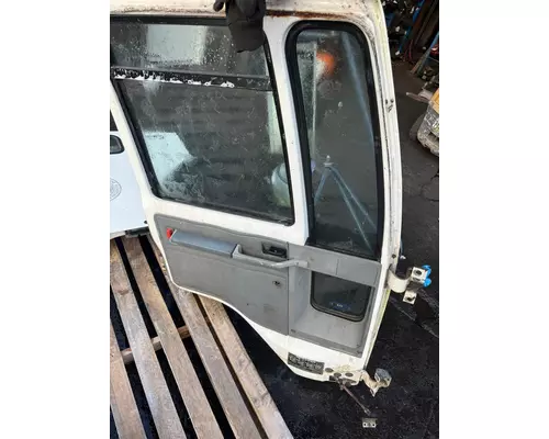 FORD CF7000 Door Assembly, Front
