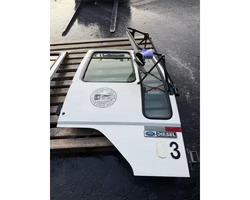 FORD CF7000 Door Assembly, Front