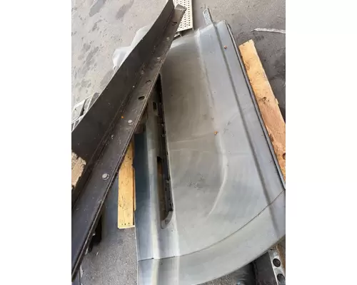 FORD CF7000 Grille