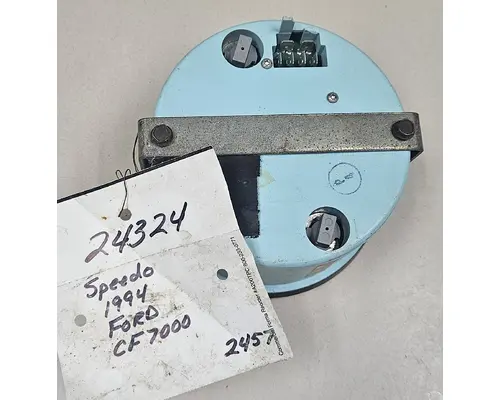 FORD CF7000 Instrument Cluster