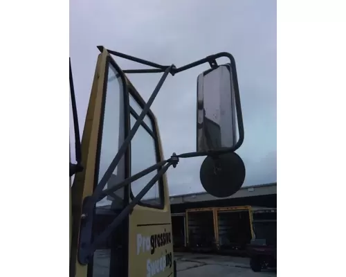 FORD CF8000 MIRROR ASSEMBLY CABDOOR