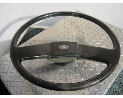 FORD CF8000 Steering Wheel