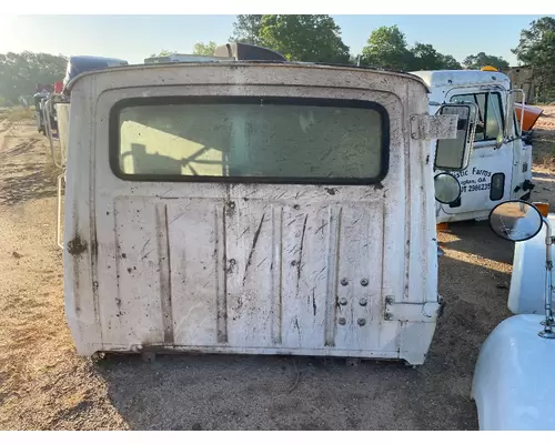 FORD CLT 9000 Cab Assembly