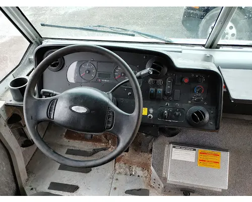 FORD COMMERCIAL VEHICLE Complete Vehicle