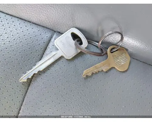 FORD E-350 Engine Assembly