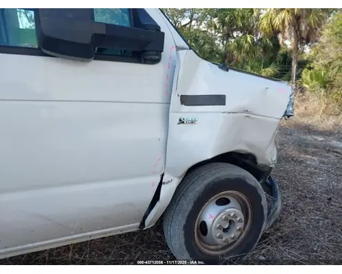 FORD E-350 Engine Assembly