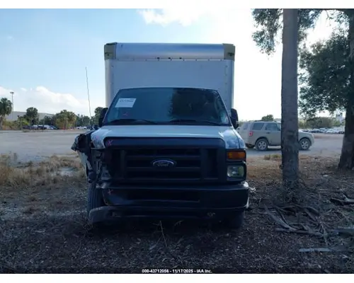 FORD E-350 Engine Assembly