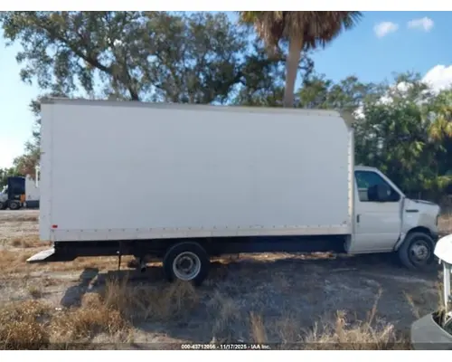 FORD E-350 Engine Assembly