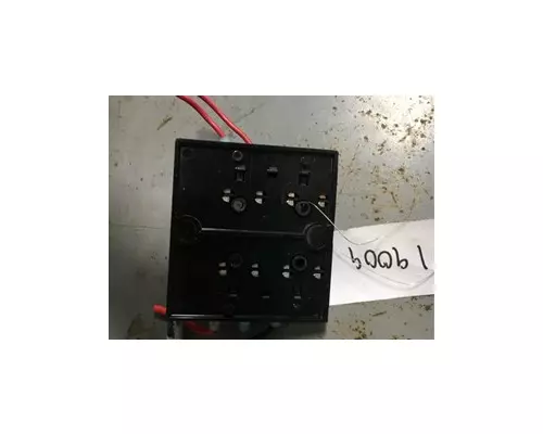 FORD E-450 Fuse Box