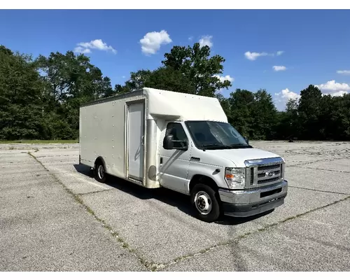 FORD E350 VAN Complete Vehicle