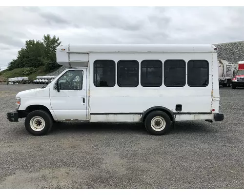 FORD E350 Complete Vehicle