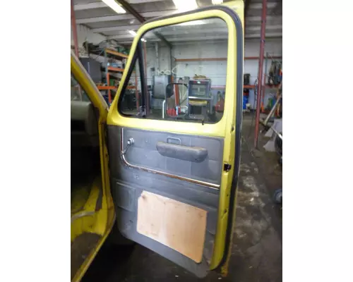 FORD E350 DOOR ASSEMBLY, FRONT