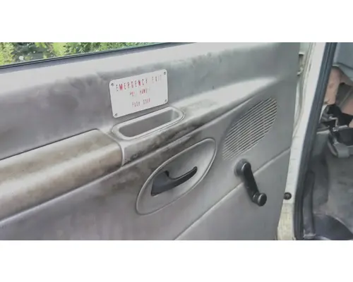FORD E450 DOOR ASSEMBLY, FRONT