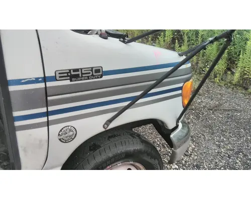 FORD E450 FENDER ASSEMBLY, FRONT