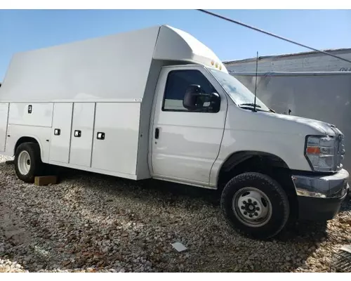 FORD E450 Used Trucks