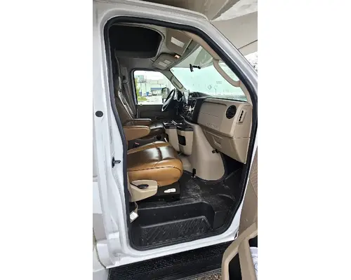 FORD E450 Used Trucks