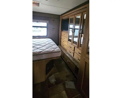 FORD E450 Used Trucks