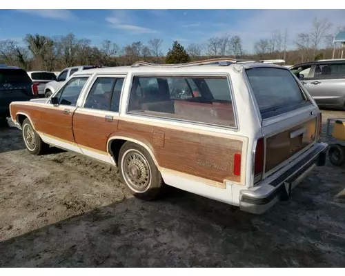 FORD ECONOLINE WAGON Complete Vehicle