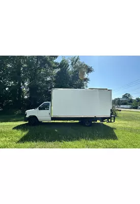 FORD Econoline/E450 Complete Vehicle