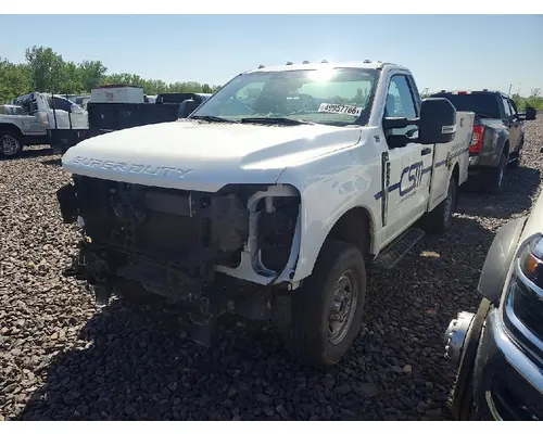 FORD F-250 SUPER DUTY XL Used Trucks