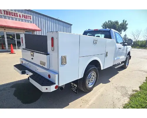 FORD F-250 SUPER DUTY XL Used Trucks