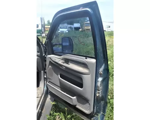 FORD F-550 SUPERDUTY XL Door Assembly, Front