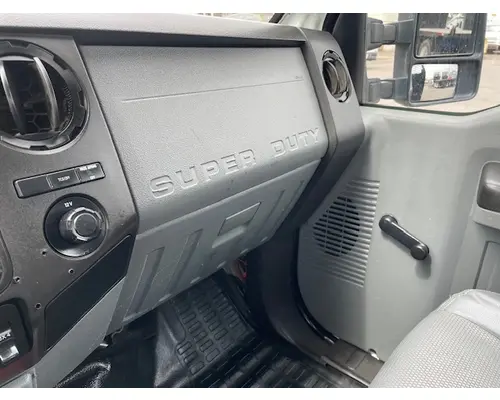 FORD F-550 XL SD Vehicle For Sale