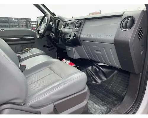 FORD F-550 XL SD Vehicle For Sale