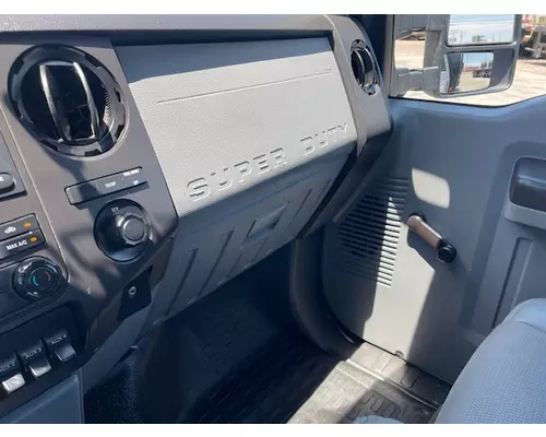 FORD F-550 XL SD Vehicle For Sale