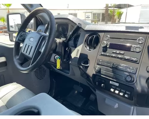 FORD F-550 XL SD Vehicle For Sale