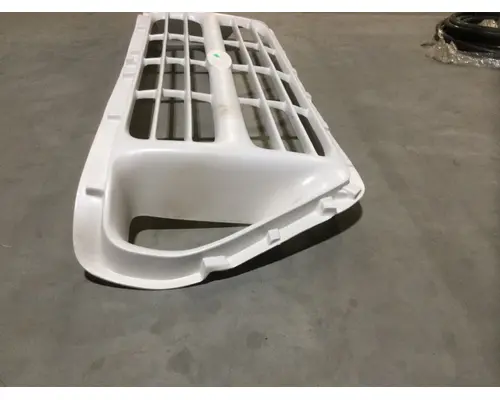FORD F-650 GRILLE