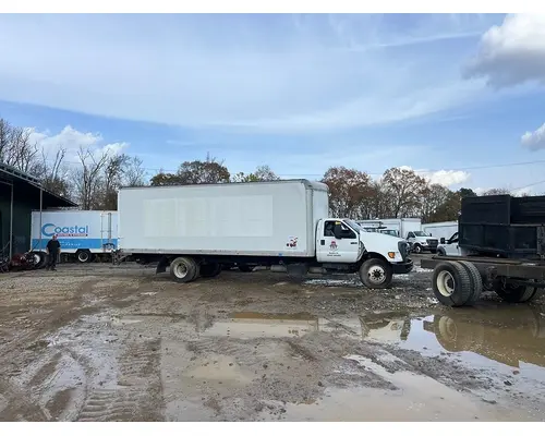 FORD F-750 Charge Air Cooler (ATAAC)