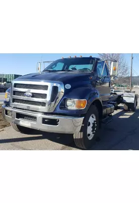 FORD F-750 Complete Vehicle