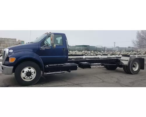 FORD F-750 Complete Vehicle