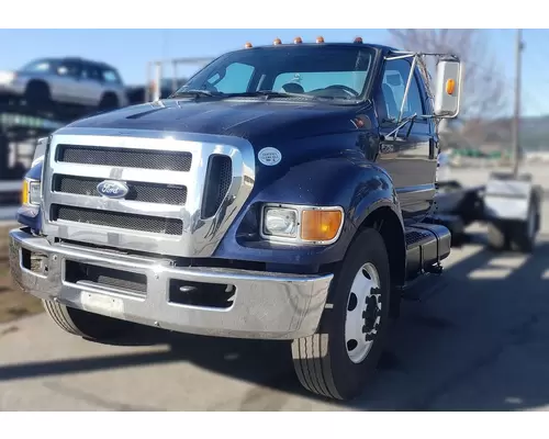 FORD F-750 Complete Vehicle