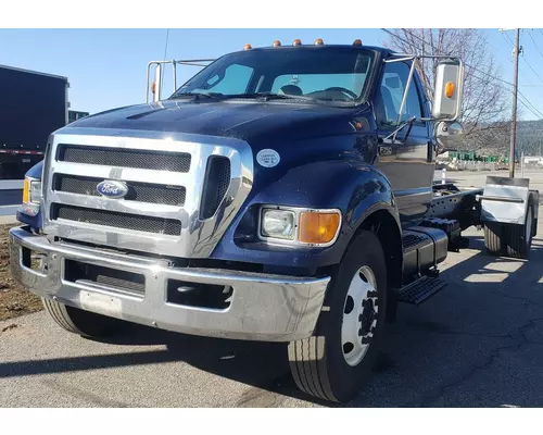 FORD F-750 Complete Vehicle