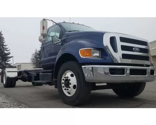 FORD F-750 Complete Vehicle