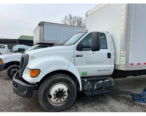 FORD F-750 Mirror (Side View)
