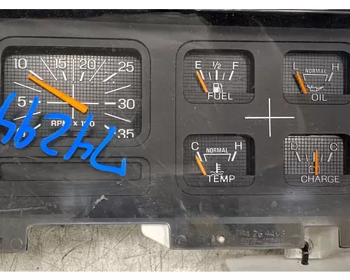 FORD F-800 Instrument Cluster