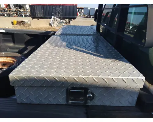 FORD F250 SERIES TOOL BOX