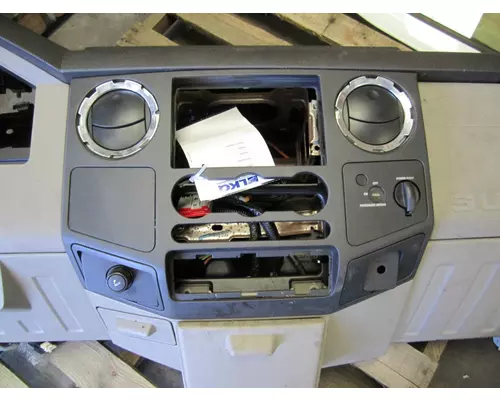 FORD F350SD (SUPER DUTY) DASH ASSEMBLY