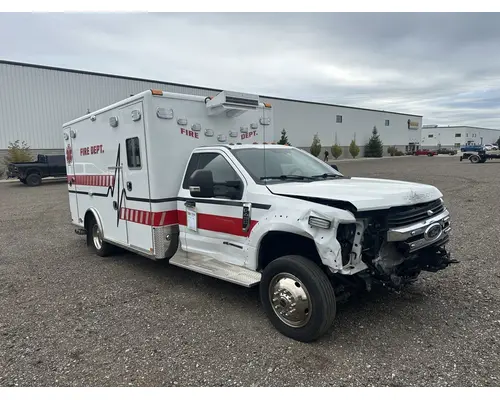 FORD F450 4X4 Ambulance Rebuilders