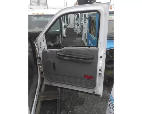 FORD F450SD (SUPER DUTY) DOOR ASSEMBLY, FRONT