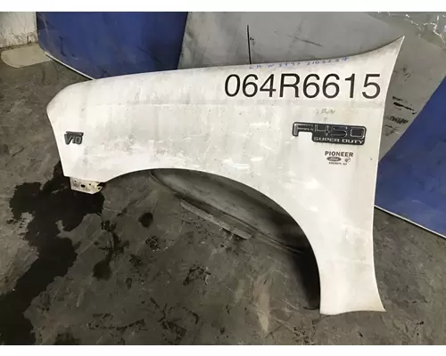 FORD F450SD (SUPER DUTY) FENDER ASSEMBLY, FRONT