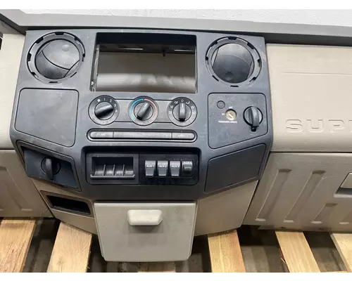 FORD F450 Dash & Parts